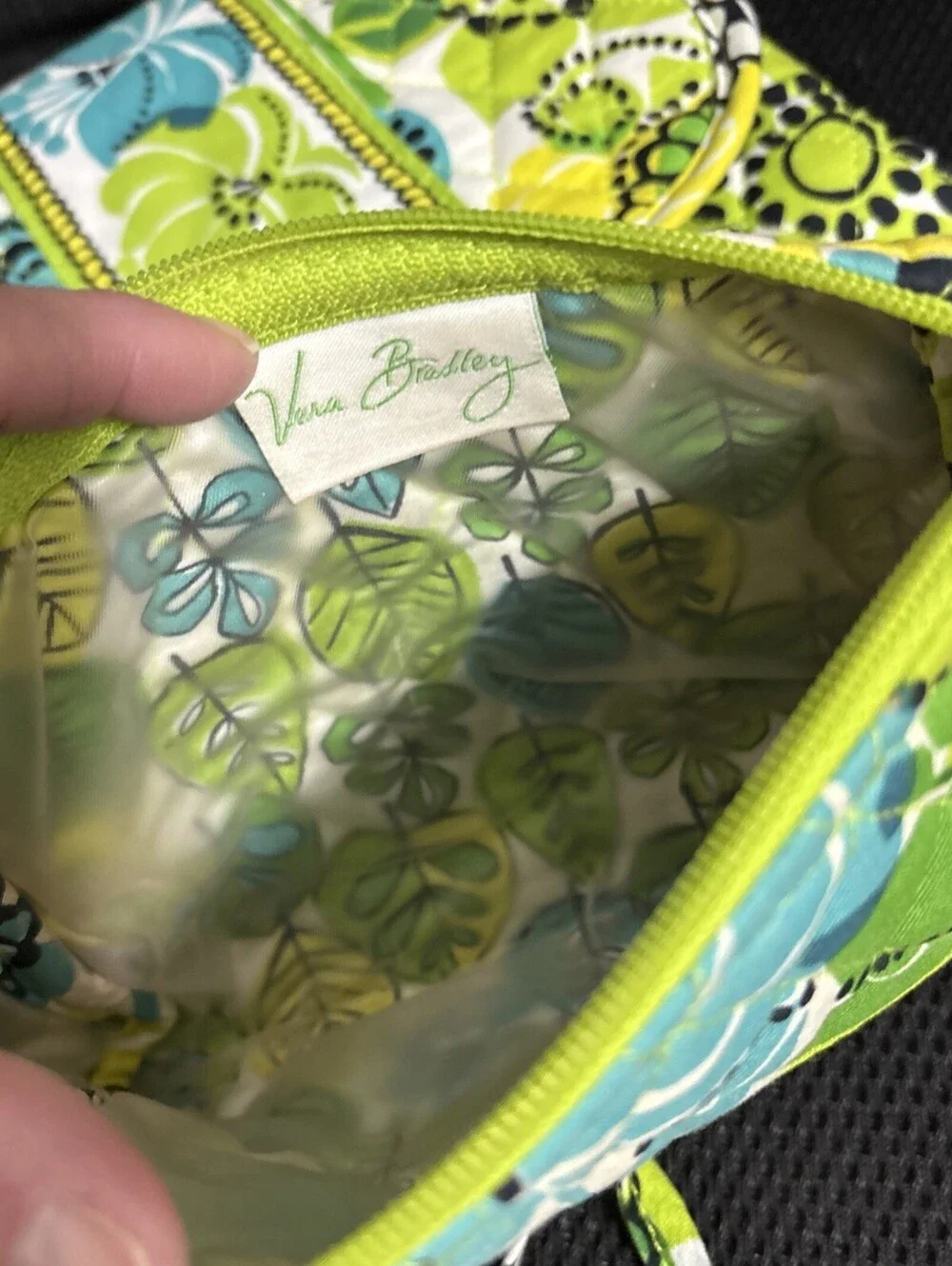 Vera Bradley Hanging Travel Organizer Lime’s Up Toiletry Bag & Makeup Case Flora